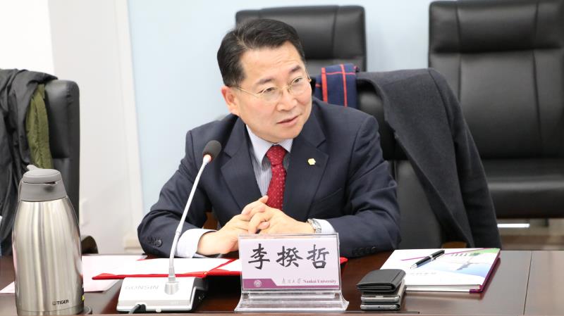 李.jpg 李.jpg